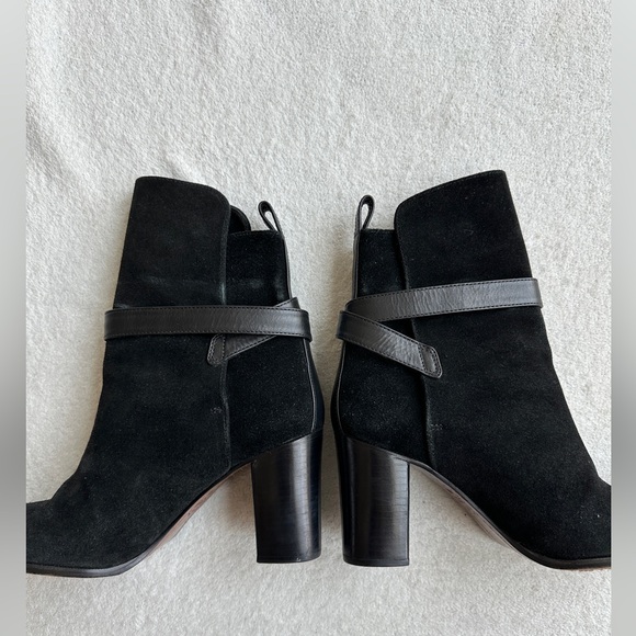 Tory Burch Robynne Black Suede Heel Boots‎ with Gold Buckle Size 8 M - Picture 5 of 12